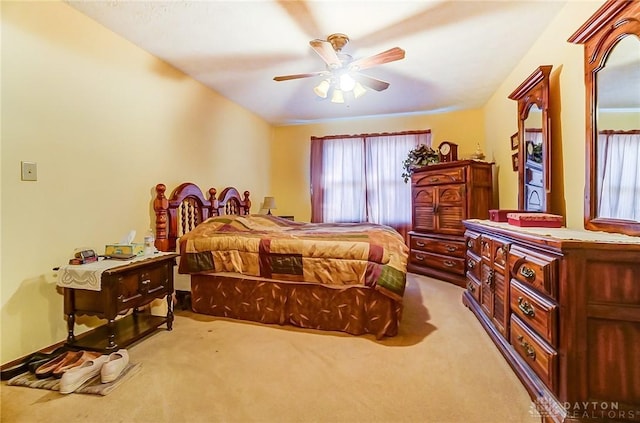 bedroom featuring carpet floors and ceiling fan