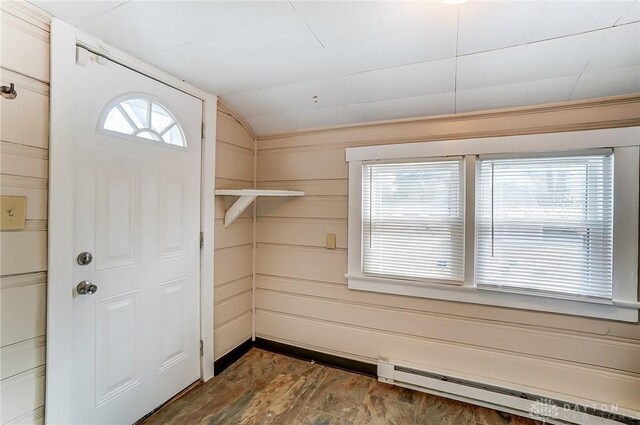 252 Illinois Ave, Dayton, OH 45410 - entryway featuring baseboard heating, wood finished floors, and vaulted ceiling