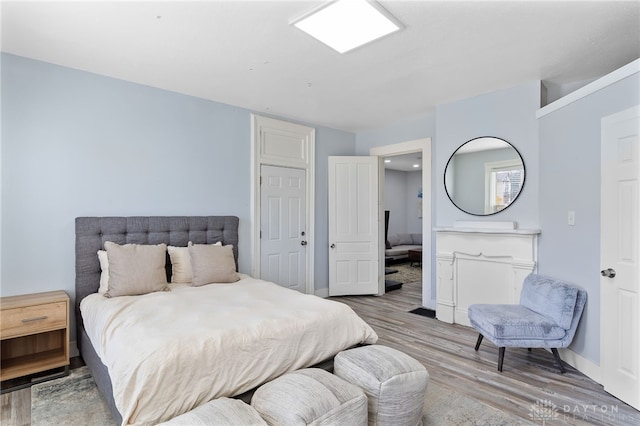 331 Morton Ave, Dayton, OH 45410 - bedroom featuring wood finished floors and baseboards