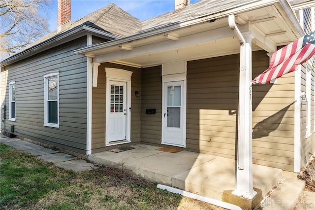 331 Morton Ave, Dayton, OH 45410 - property entrance featuring a chimney