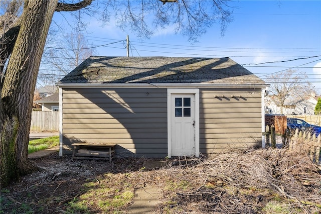331 Morton Ave, Dayton, OH 45410 - view of outdoor structure with an outbuilding and fence
