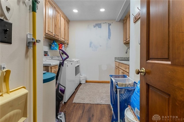 laundry area with washing machine and clothes dryer, cabinet space, recessed lighting, baseboards, and dark wood-style floors