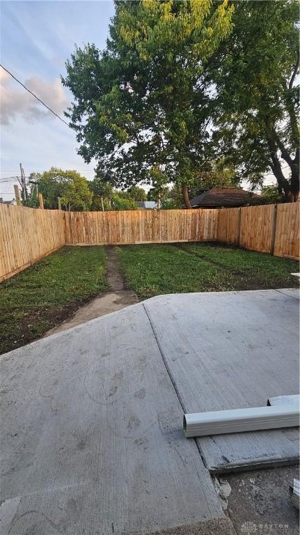 view of patio featuring a fenced backyard
