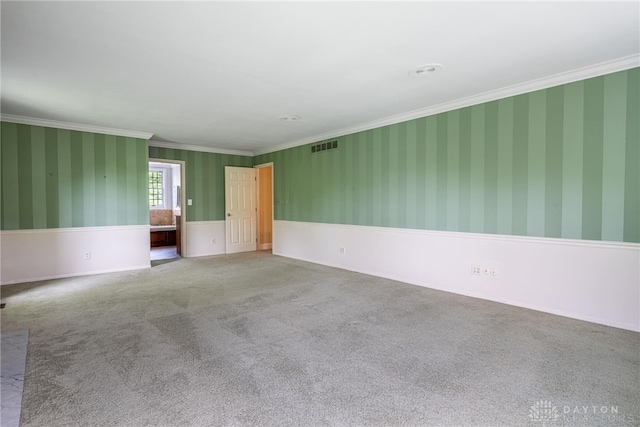 533 Lockerbie Ln, Kettering, OH 45429 - unfurnished room with crown molding and carpet