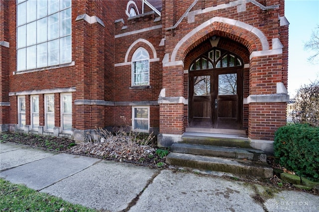531 W Ash St, Piqua, OH 45356 - property entrance featuring brick siding and french doors