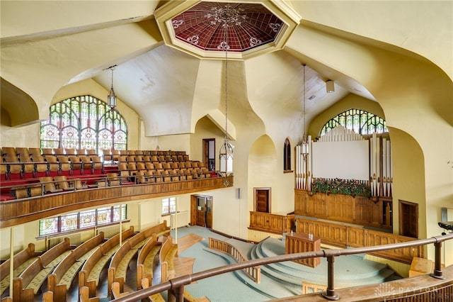 531 W Ash St, Piqua, OH 45356 - community lobby with high vaulted ceiling