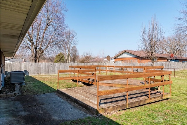 view of yard featuring cooling unit and a fenced backyard