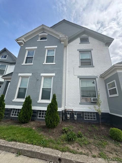 324 Warren St, Dayton, OH 45402 - view of side of property featuring brick siding