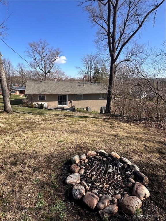 1314 Ridgeview Ave, Dayton, OH 45409 - view of property exterior featuring a lawn