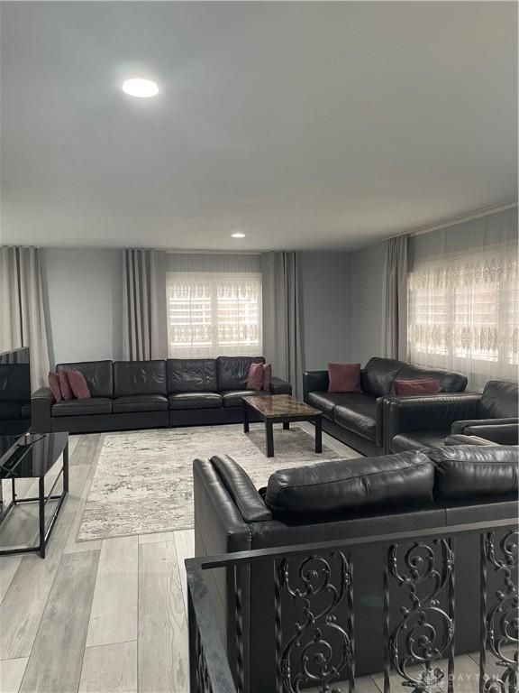 1314 Ridgeview Ave, Dayton, OH 45409 - living area with wood finished floors and recessed lighting