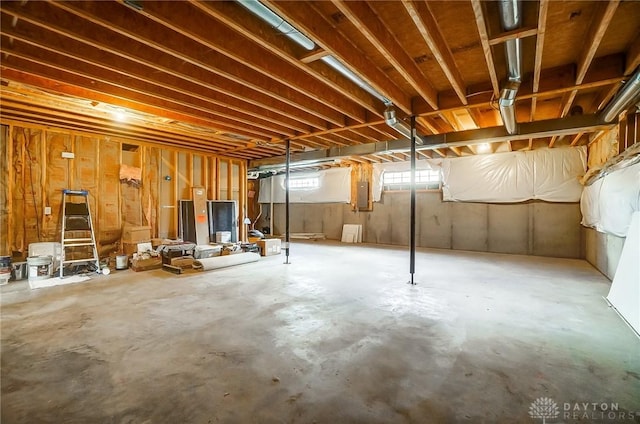 1713 Country Corner Ln, Washington Twp, OH 45458 - below grade area with electric panel