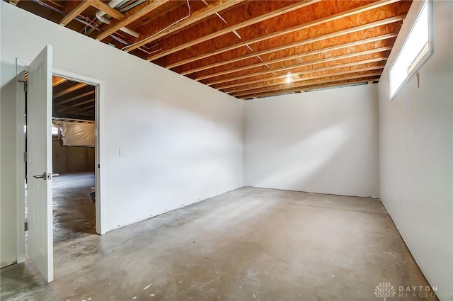 1713 Country Corner Ln, Washington Twp, OH 45458 - view of below grade area