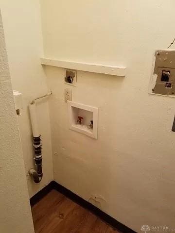 325 Ryburn Ave Unit 319-325, Dayton, OH 45405 - laundry area with dark wood finished floors, hookup for an electric dryer, and washer hookup