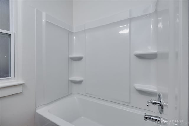 1711 Emerson Ave, Dayton, OH 45406 - bathroom featuring tub / shower combination
