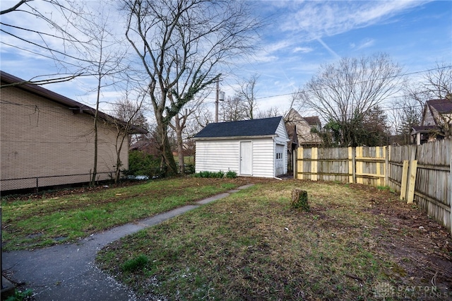 1711 Emerson Ave, Dayton, OH 45406 - view of yard with an outbuilding and fence