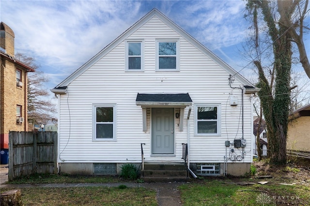 1711 Emerson Ave, Dayton, OH 45406 - bungalow-style house featuring fence