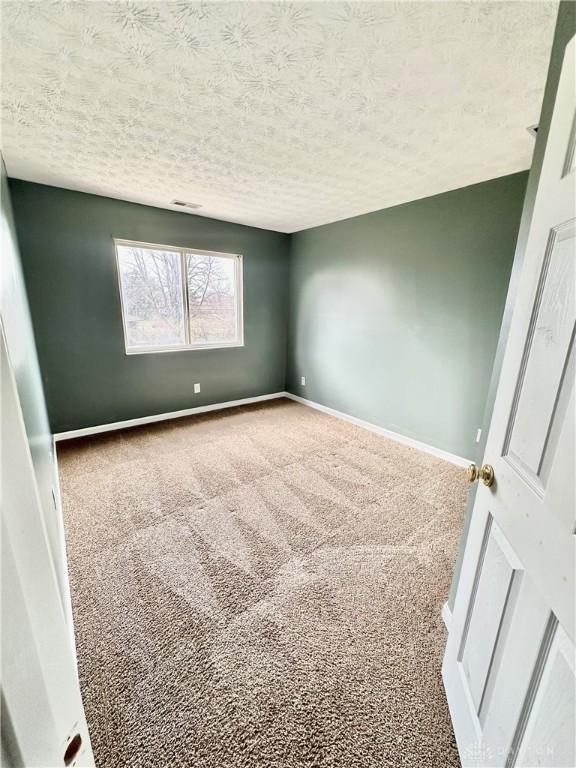 6911 Geyser Ct, Dayton, OH 45424 - photo 18