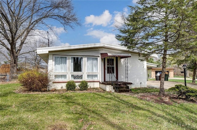 4721 Creekview Dr, Middletown, OH 45044 - photo 2
