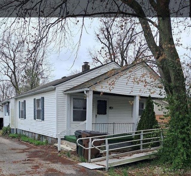 4322 Annapolis Ave, Dayton, OH 45416 - view of front of home with a porch and a chimney
