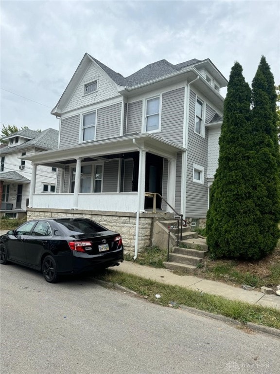 2312 Parkland Ave, Dayton, OH 45405 - view of front of home featuring a porch