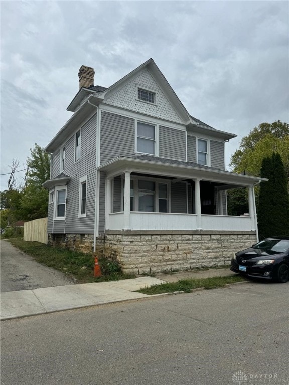 2312 Parkland Ave, Dayton, OH 45405 - view of front of house with a chimney