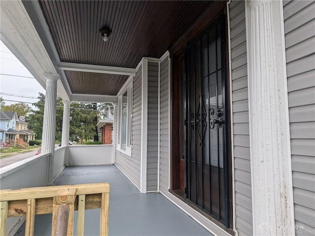 2312 Parkland Ave, Dayton, OH 45405 - exterior space featuring a porch