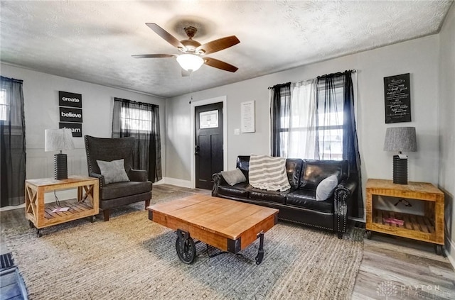105 W Siebenthaler Ave, Dayton, OH 45405 - photo 5
