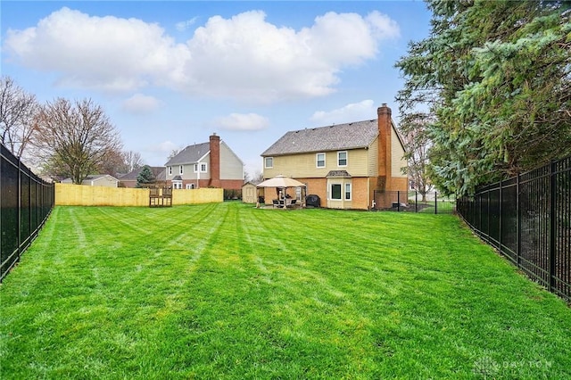 433 Vincent Ct, Middletown, OH 45042 - view of yard featuring a gazebo
