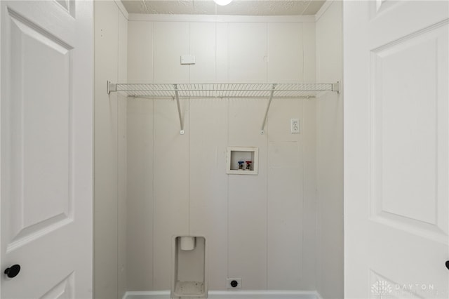 4433 Lambeth Dr, Dayton, OH 45424 - laundry area featuring electric dryer hookup and hookup for a washing machine