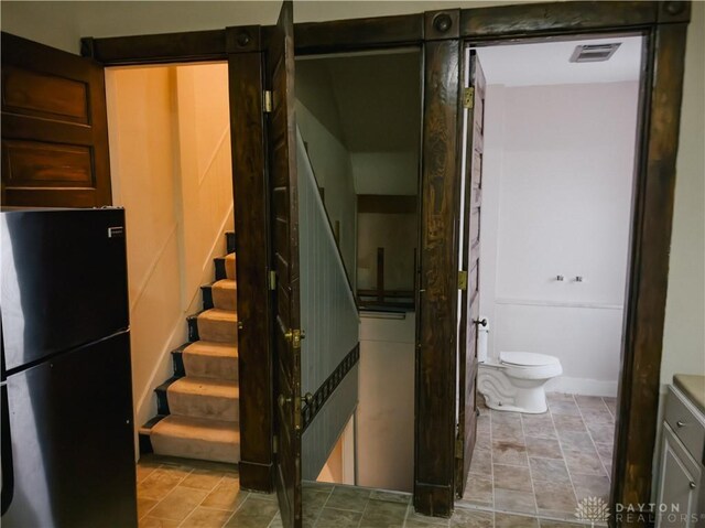 1400 E 3rd St, Dayton, OH 45403 - stairs with visible vents