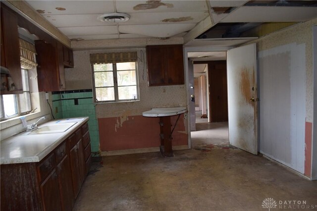 3085 Dayton Rd, Springfield, OH 45506 - photo 9
