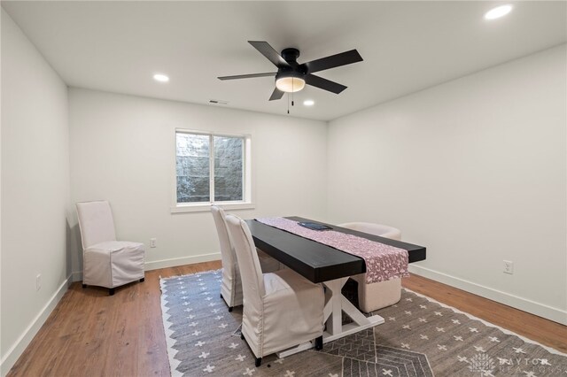 2164 Northbridge Trl, Troy, OH 45373 - dining room with wood finished floors, a ceiling fan, baseboards, and recessed lighting