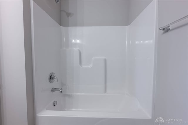 bathroom featuring shower / bath combination