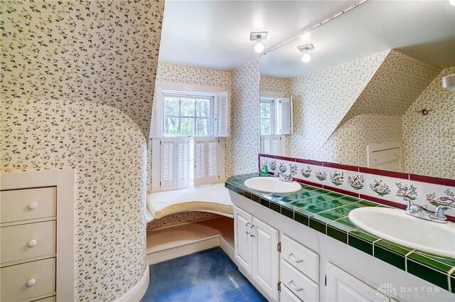 4600 Brown Rd, Sugarcreek Township, OH 45440 - full bathroom with wallpapered walls and double vanity
