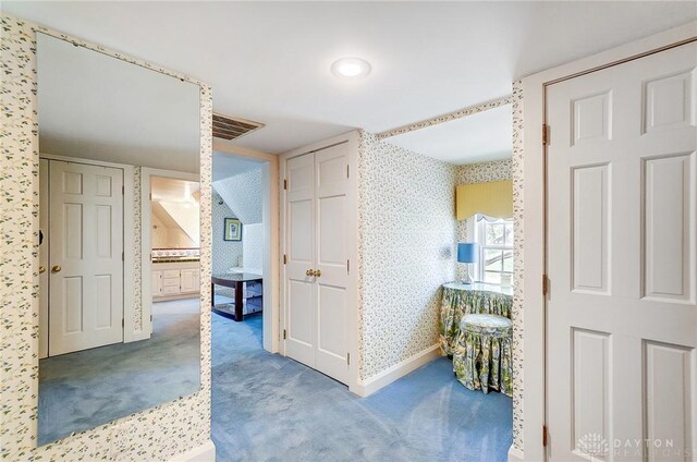 4600 Brown Rd, Sugarcreek Township, OH 45440 - hall with wallpapered walls, carpet flooring, and baseboards