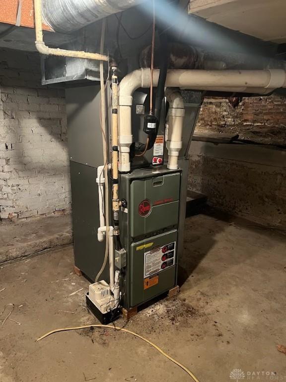 utilities with heating unit