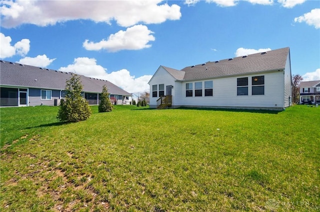 1110 Billingsley Dr, Batavia, OH 45103 - back of house with a lawn