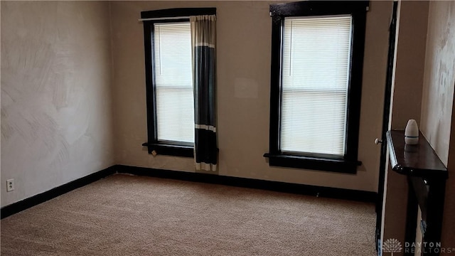 229-227 James St Unit 2, Dayton, OH 45410 - unfurnished room with carpet flooring and healthy amount of natural light
