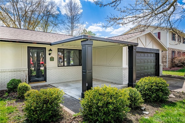 1917 Beckert Dr, Piqua, OH 45356 - garage featuring driveway