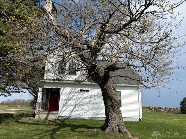 view of outdoor structure