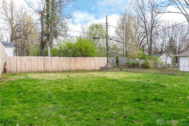 view of yard featuring fence