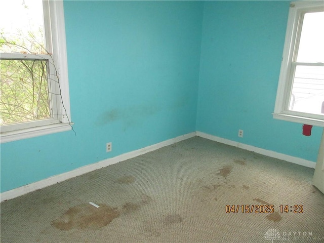 1329 Lamar Dr, Springfield, OH 45504 - empty room with baseboards and carpet flooring
