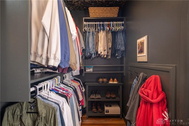 6475 Landsend Ct, Butler Township, OH 45414 - spacious closet with wood finished floors