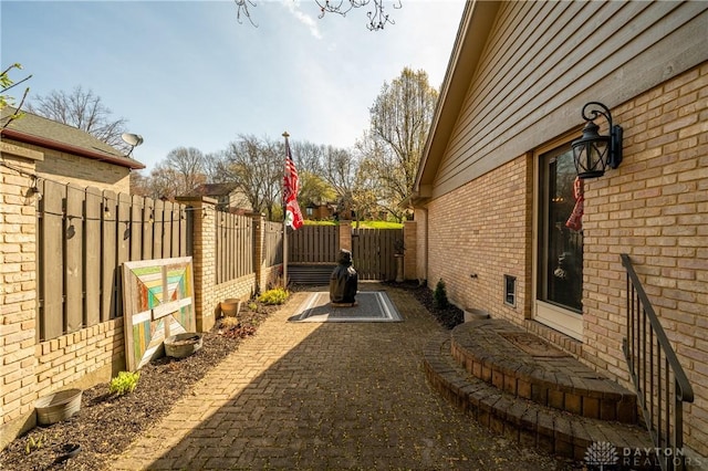 6475 Landsend Ct, Butler Township, OH 45414 - view of yard with fence