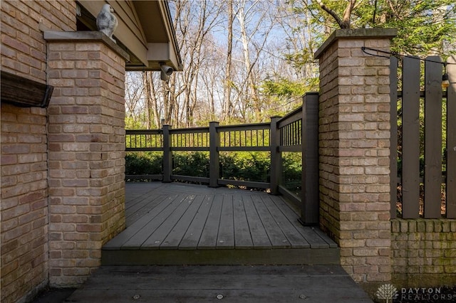 6475 Landsend Ct, Butler Township, OH 45414 - view of deck