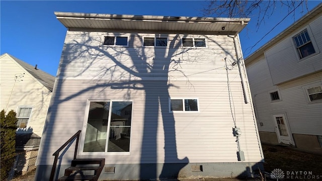 1105 Pursell Ave, Dayton, OH 45420 - back of house featuring crawl space and entry steps