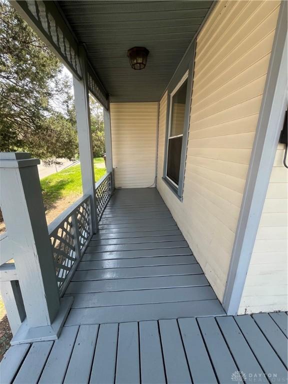 400 S Detroit St, Xenia, OH 45385 - view of porch