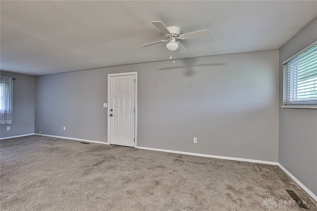 320 Orangewood Dr, Dayton, OH 45429 - carpeted spare room with visible vents, baseboards, and ceiling fan
