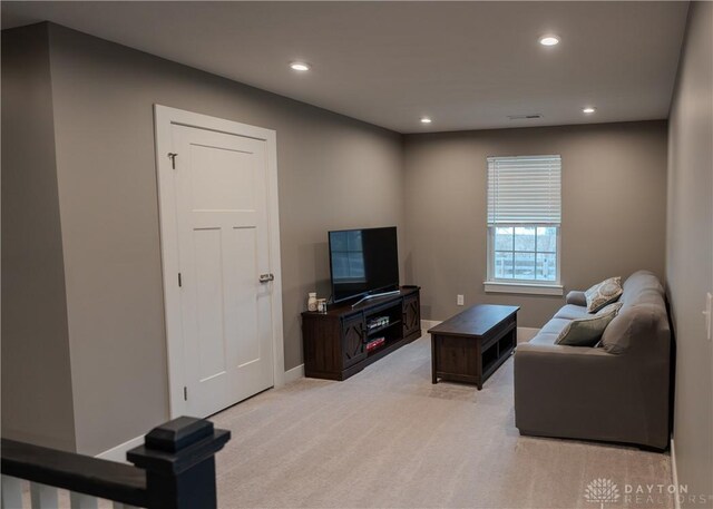 1180 Autumn Ridge Dr, Lebanon, OH 45036 - living area featuring recessed lighting, baseboards, and light colored carpet