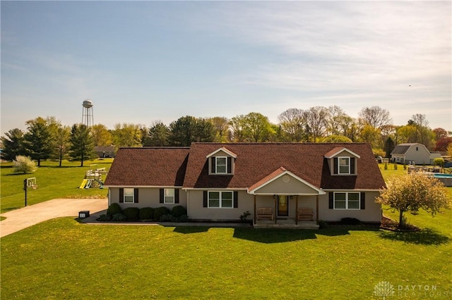 4100 Joshane St, Springfield, OH 45502 - cape cod-style house featuring driveway, a porch, and a front yard